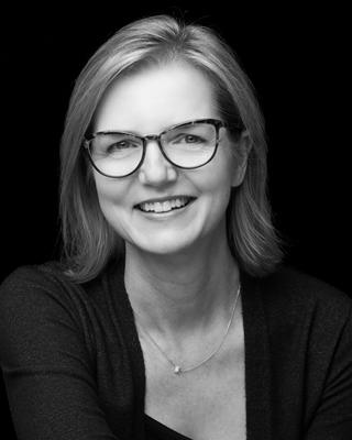 Jennifer Roberts headshot