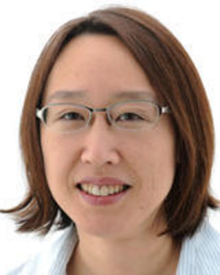 Yoon Sun Lee headshot