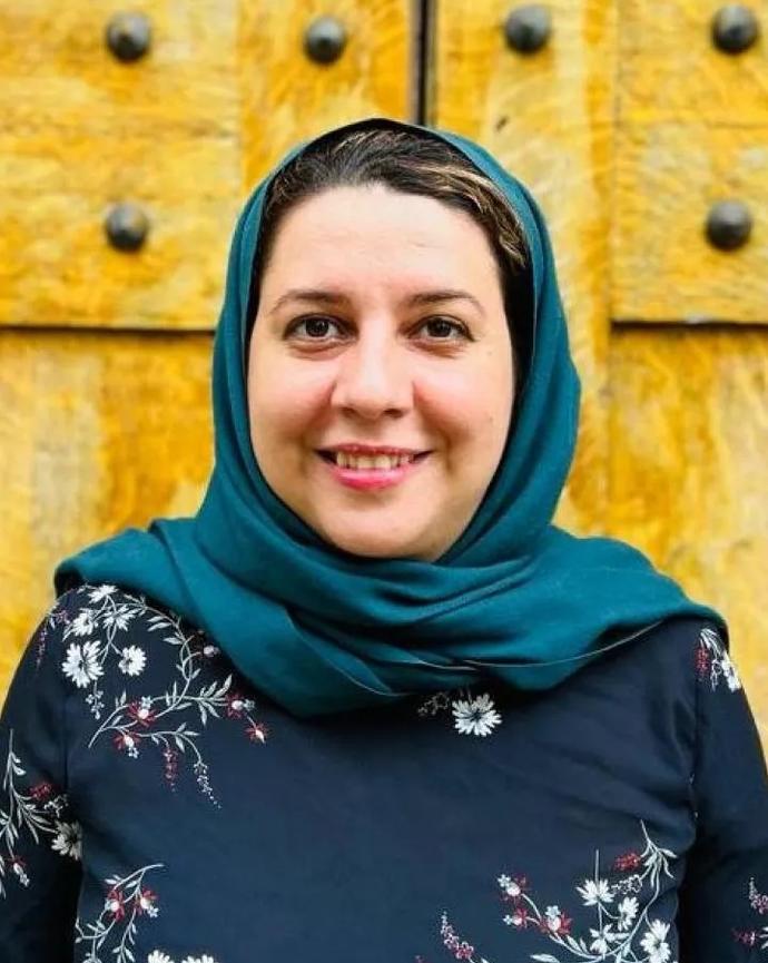 Latifeh Aavani headshot